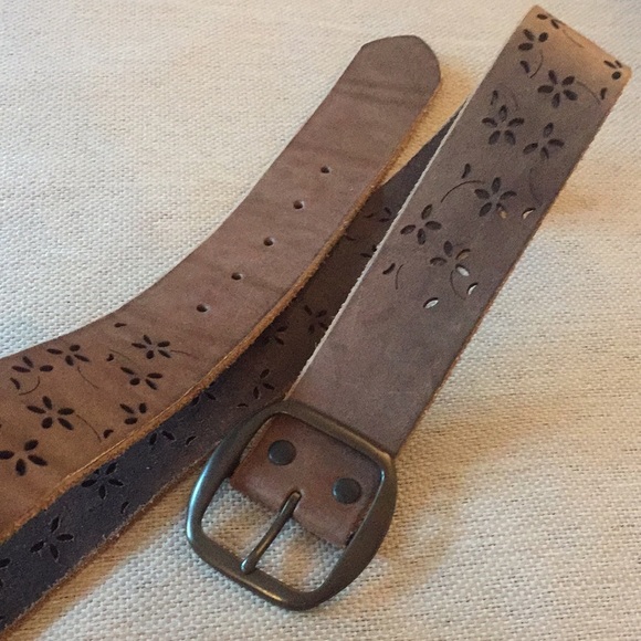 EUC Genuine Italian Leather Wide Women Belt 38” - Picture 4 of 5